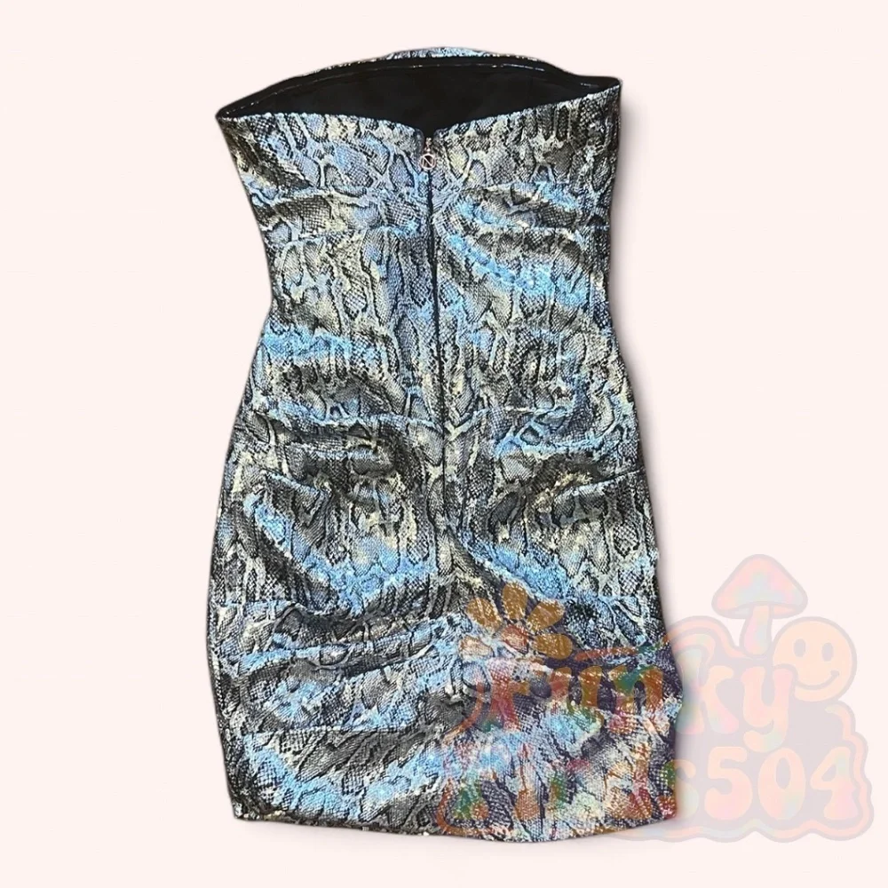 NWT Nookie Blind Date Metallic Edgy Mini Dress Silver Snakeskin Size S Bodycon